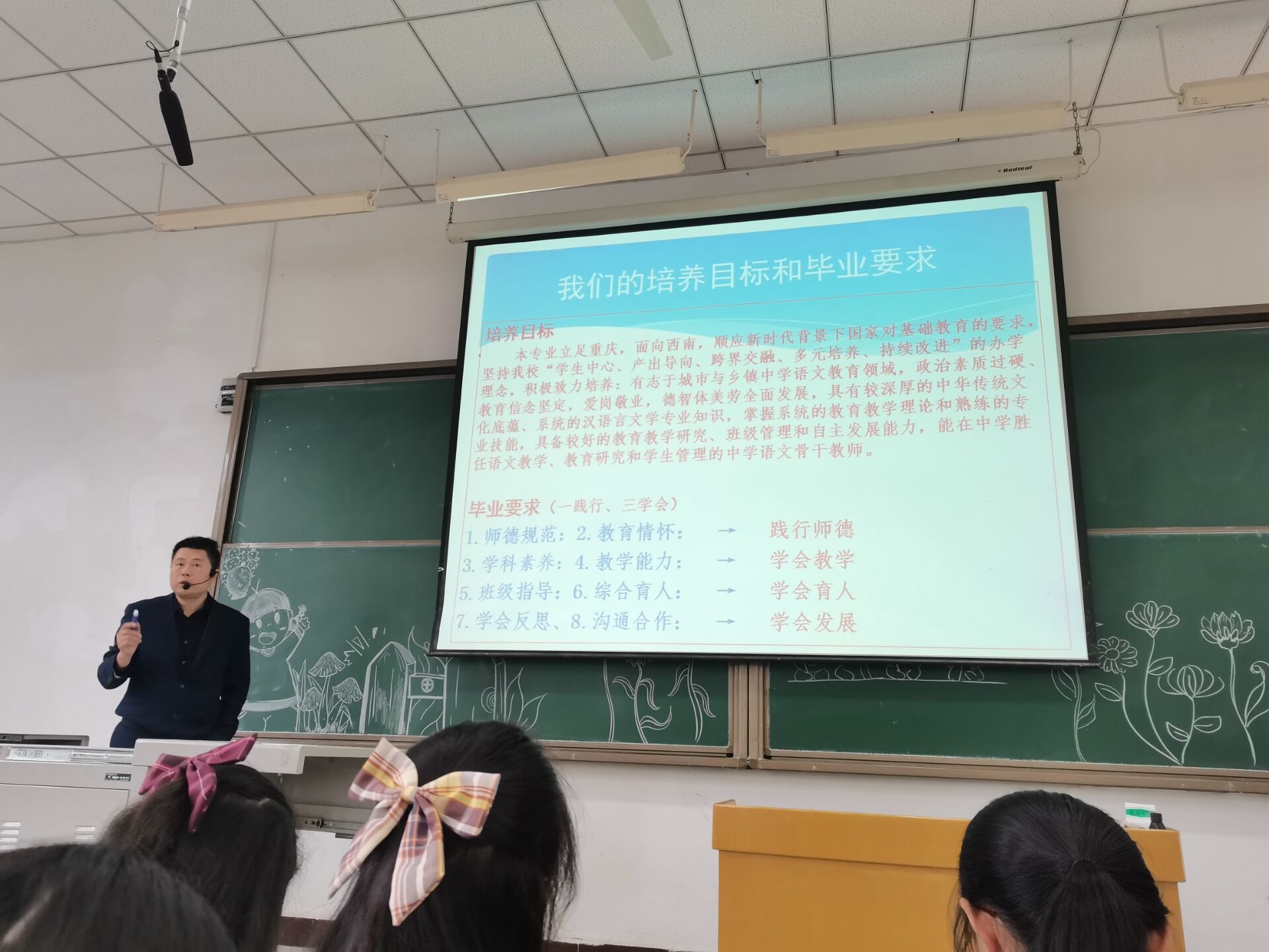 1604457005826046534.jpg 000.jpg