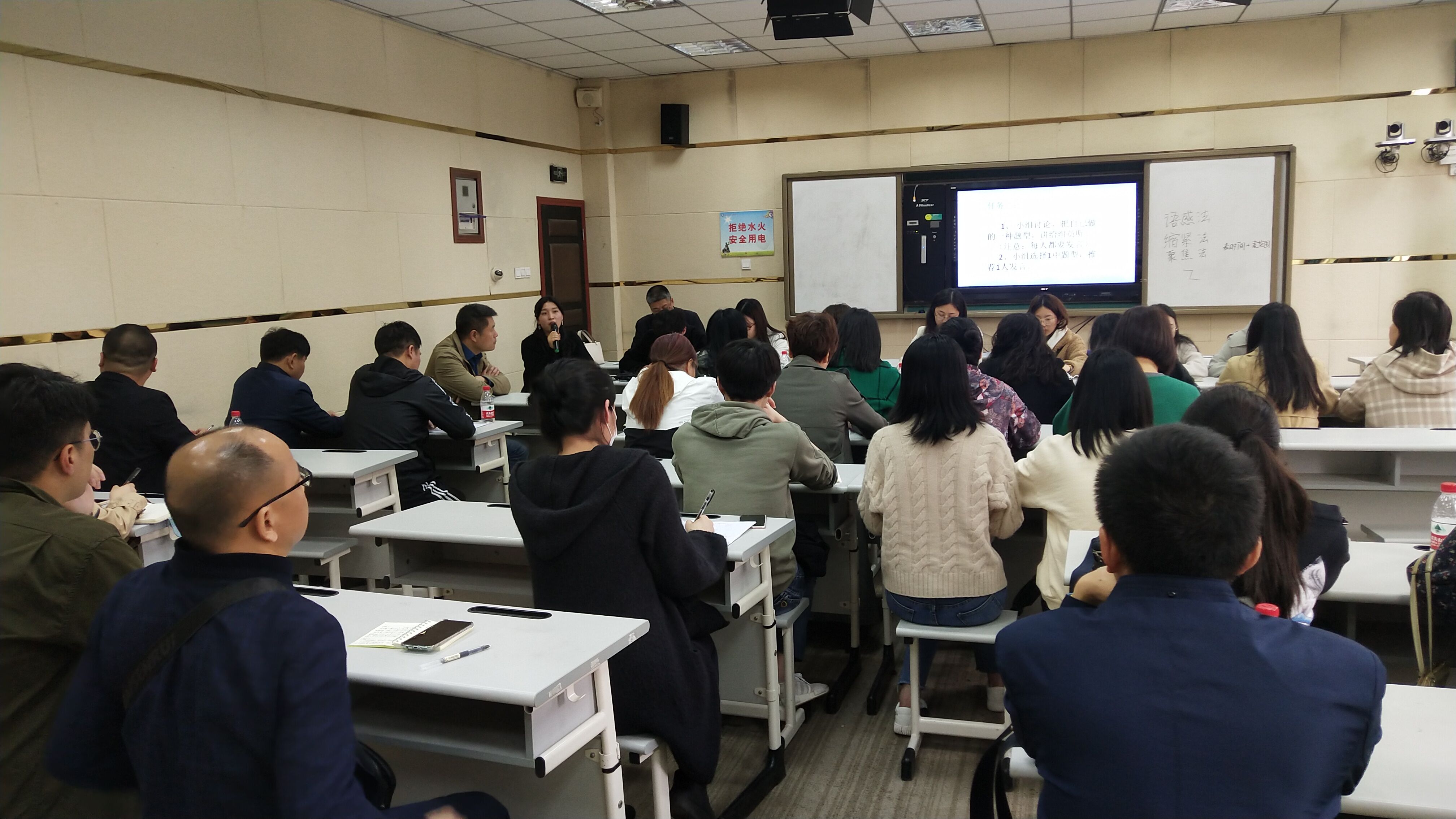 1617870138312085235.jpg 2.jpg