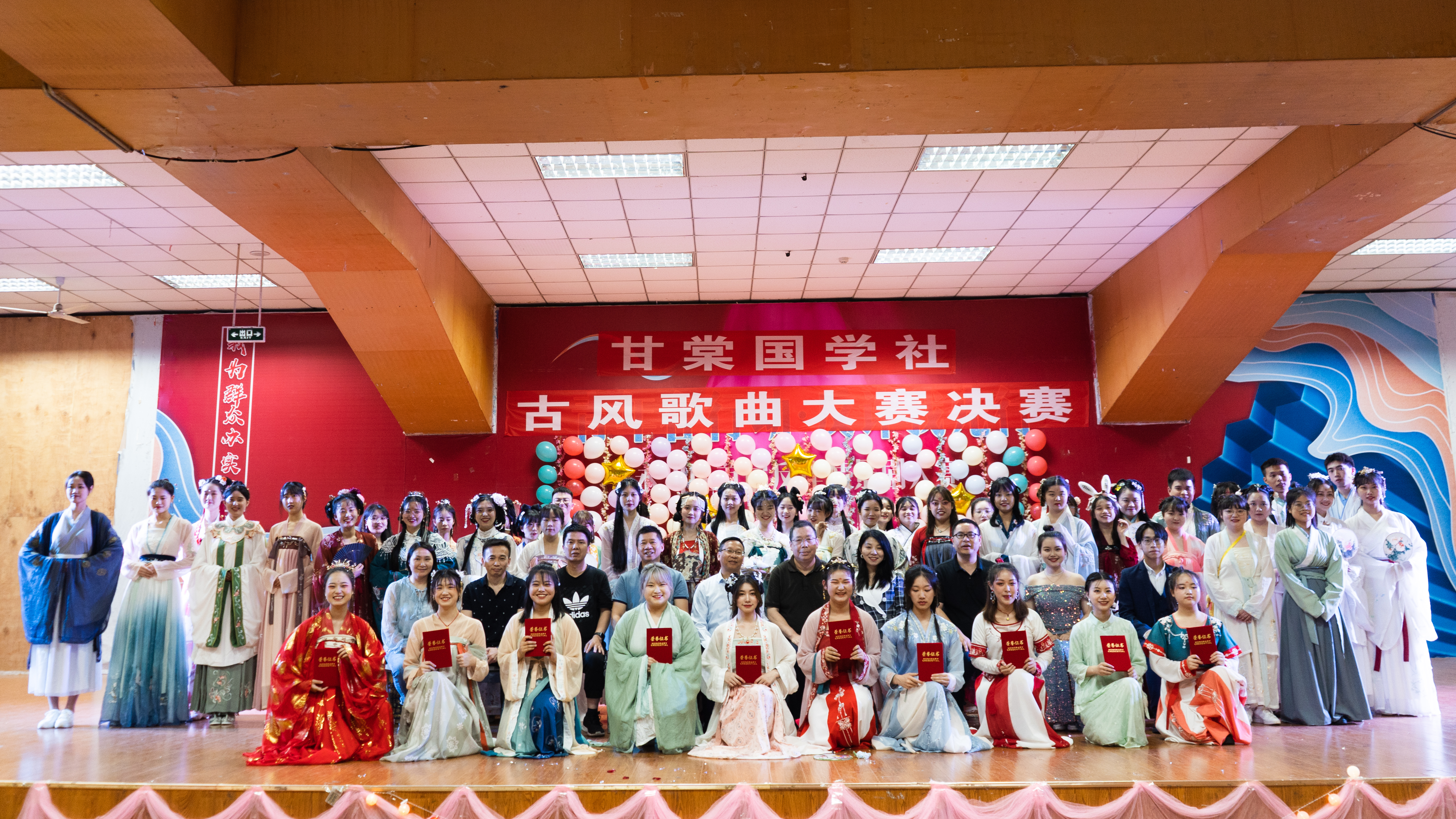 1622098376743039578.jpg IMG_0615.jpg