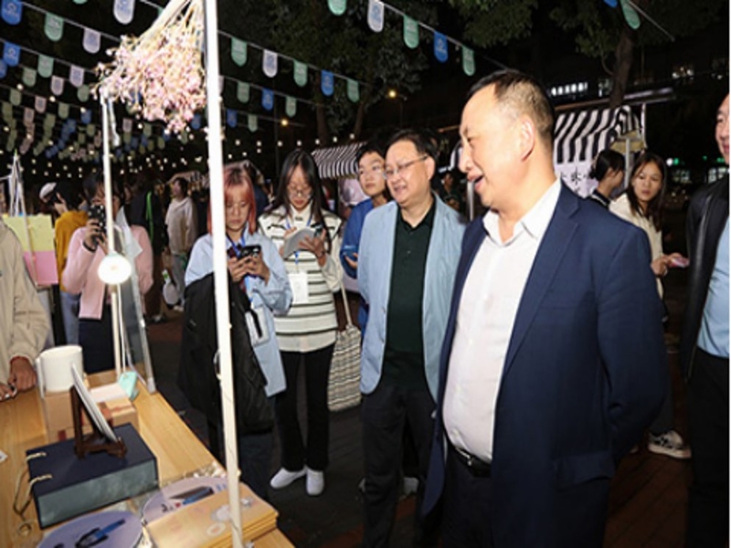 pZkt_1697502749574032265.jpg 图1黄校长李校长指导.jpg