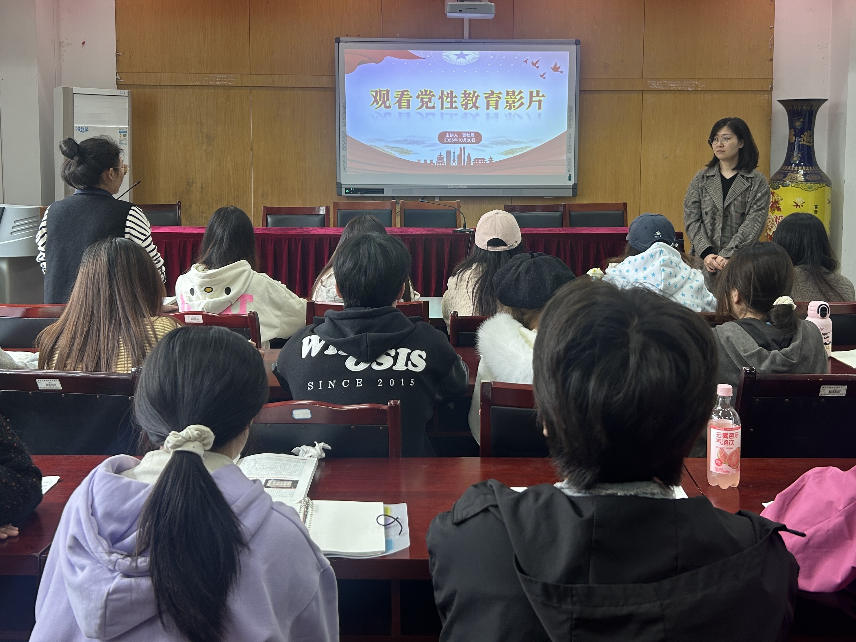 AmrR_1762347112630056921.jpg 1BC474B88D0C2FA163FEBF5F79EF0F26.jpg