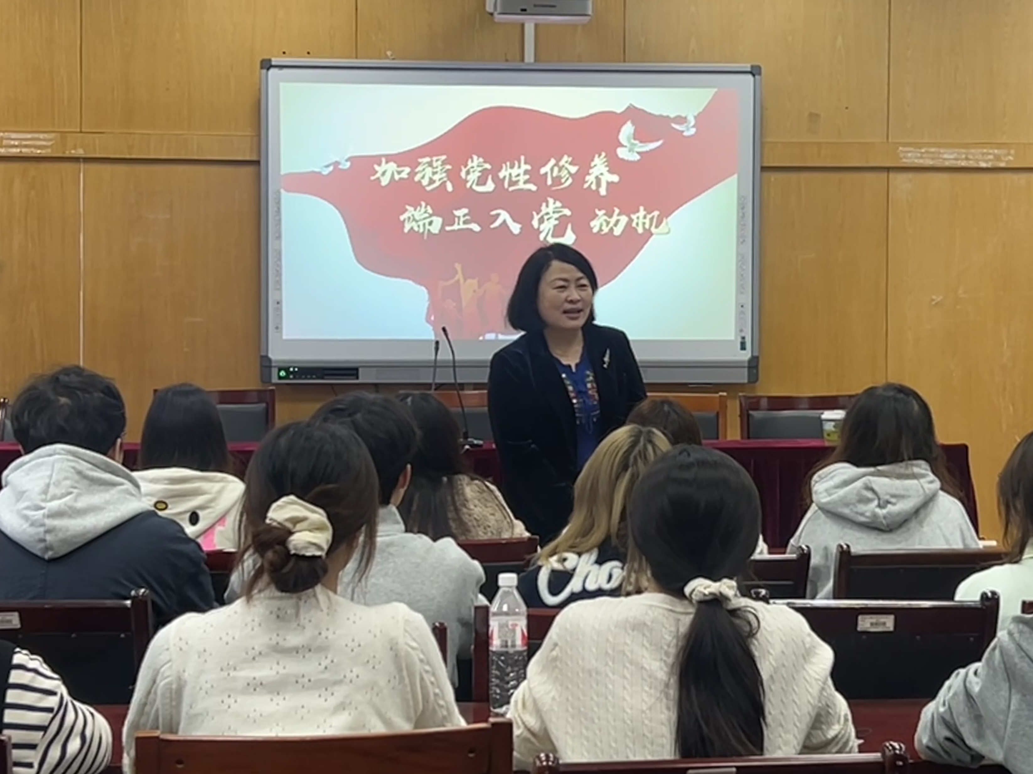 MrcQ_1762346930376039630.jpg 0F9D1FFB821E097C588A2EA8275EA2FE.jpg